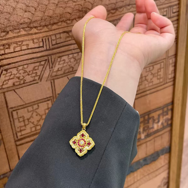 Vintage Luxury Hollow 4 Leaves - Red Clover Flower ulasan dan harga
